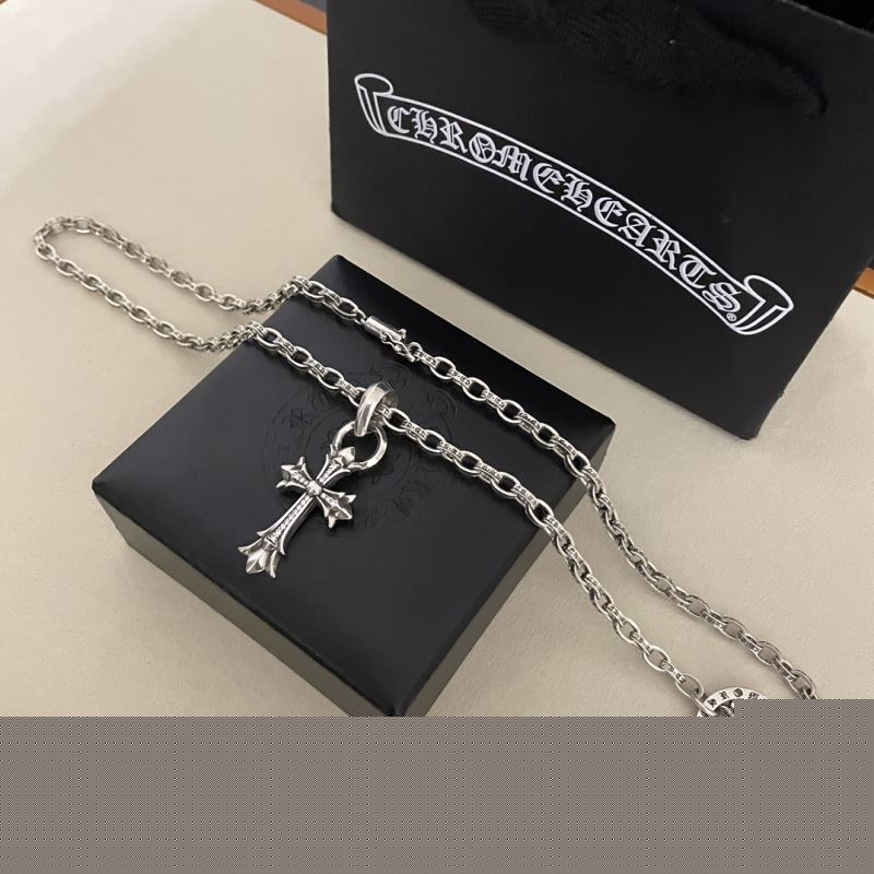 Ch**me He**ts necklaces